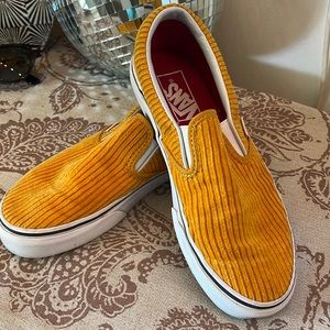 Corduroy Vans ✨